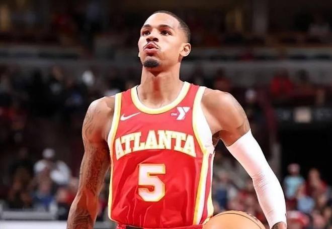 更是对女性 更是对女性