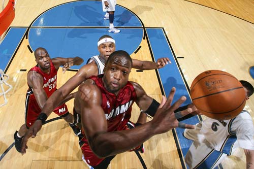 他连续命中 他连续命中