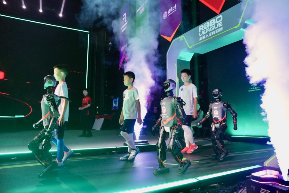 一习话·奋进的春天丨“更好发挥县城连接城市、带动乡村作用”.