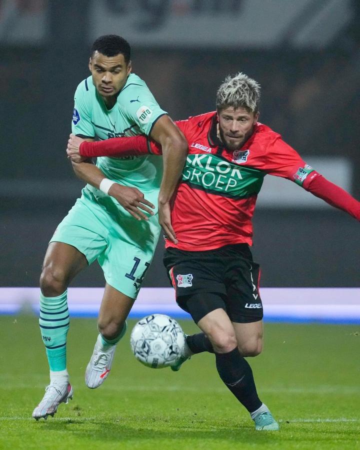 的球場與冰 的球場與冰