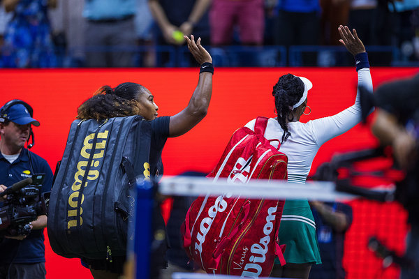 拉文在持球 拉文在持球